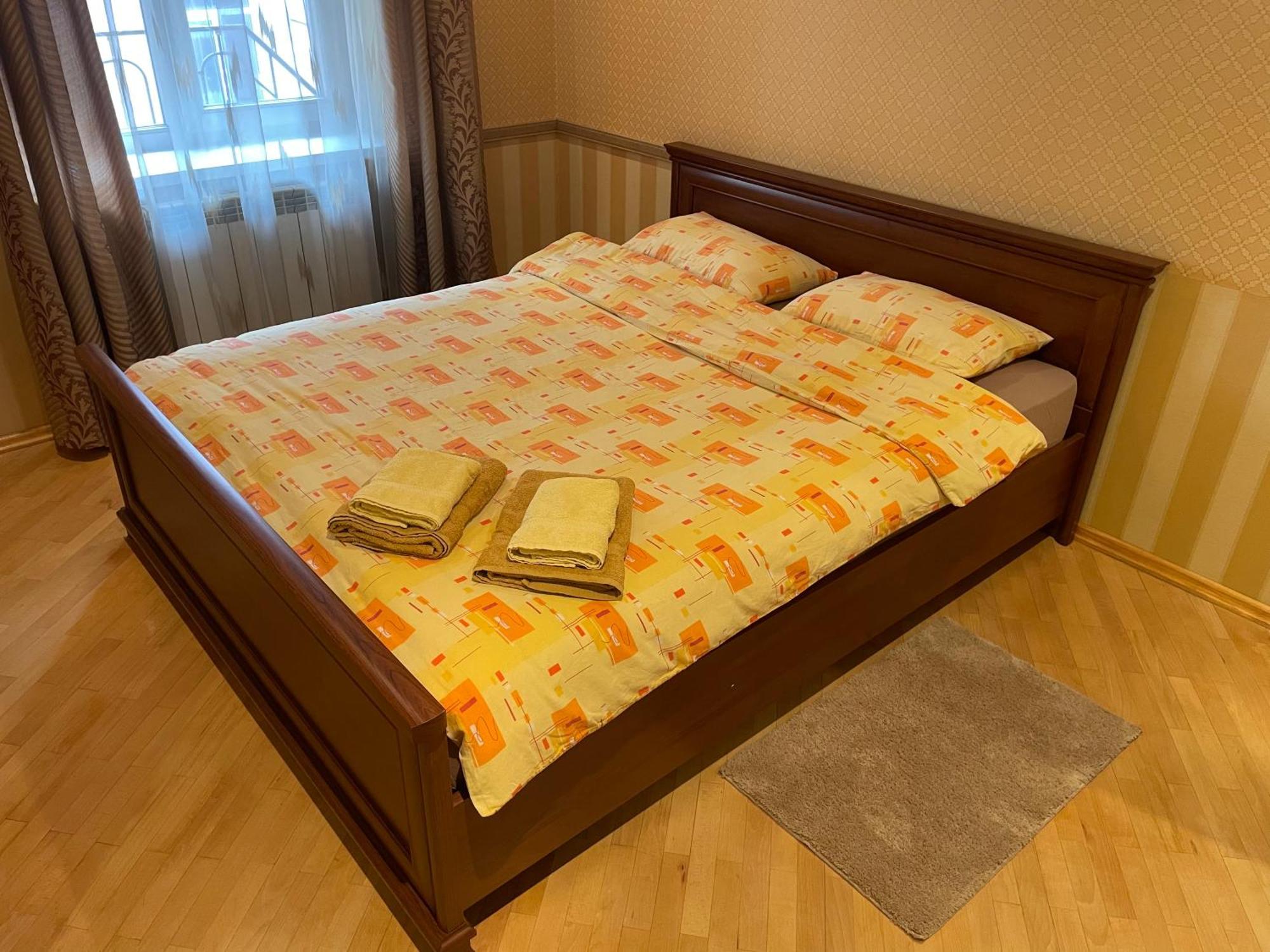 Apartment On Kostyushka 20 ลวีฟ ภายนอก รูปภาพ